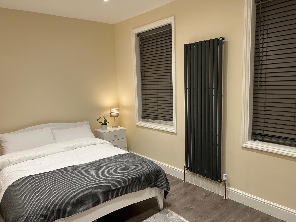 Beautiful Rooms Only Few Steps Away From Bruce Grove Tottenham Stadium Londres Exterior foto